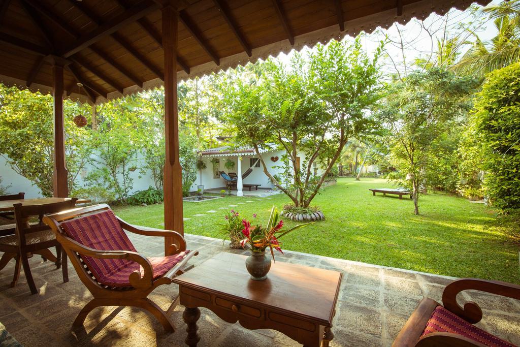 Lilly House Bed & Breakfast อูนาวาตูนา ภายนอก รูปภาพ